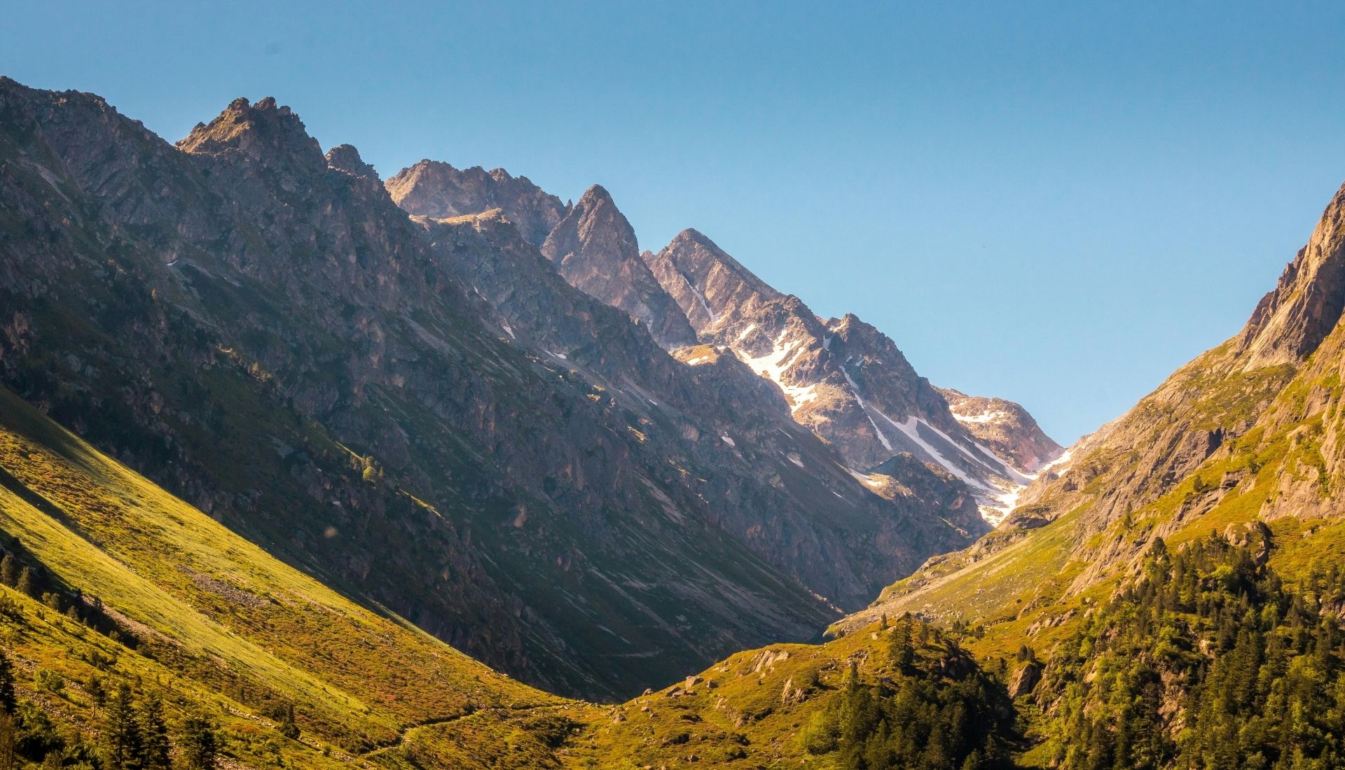 Hautes pyrénées location pas cher