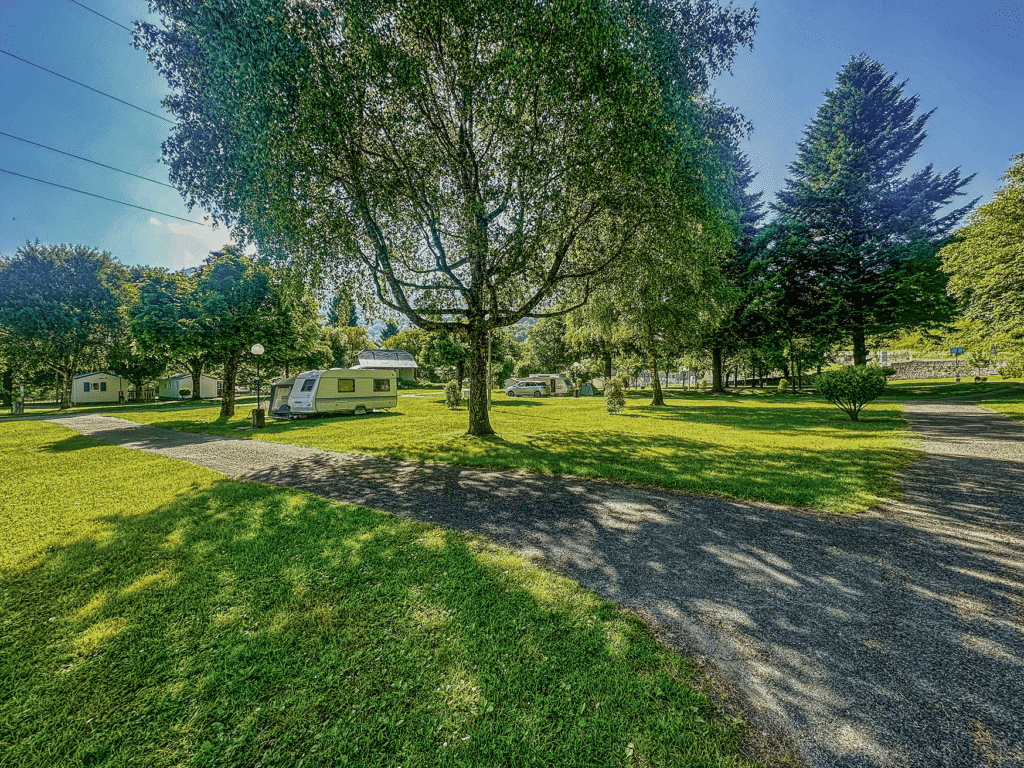 location emplacement camping a luz saint sauveur