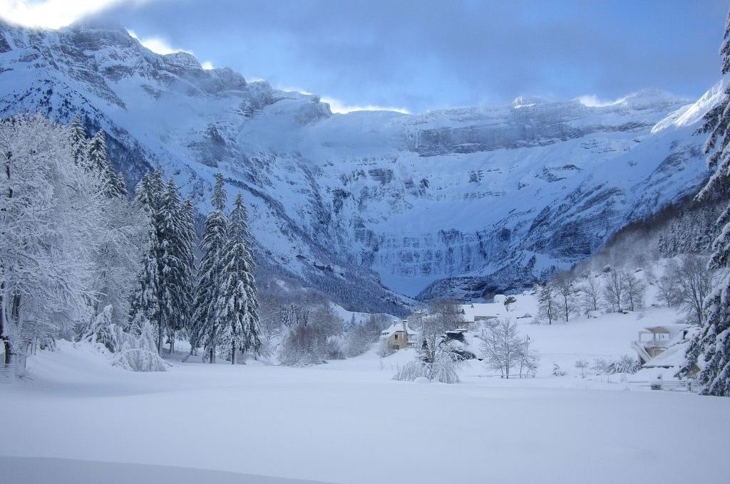 camping proche cirque de gavarnie