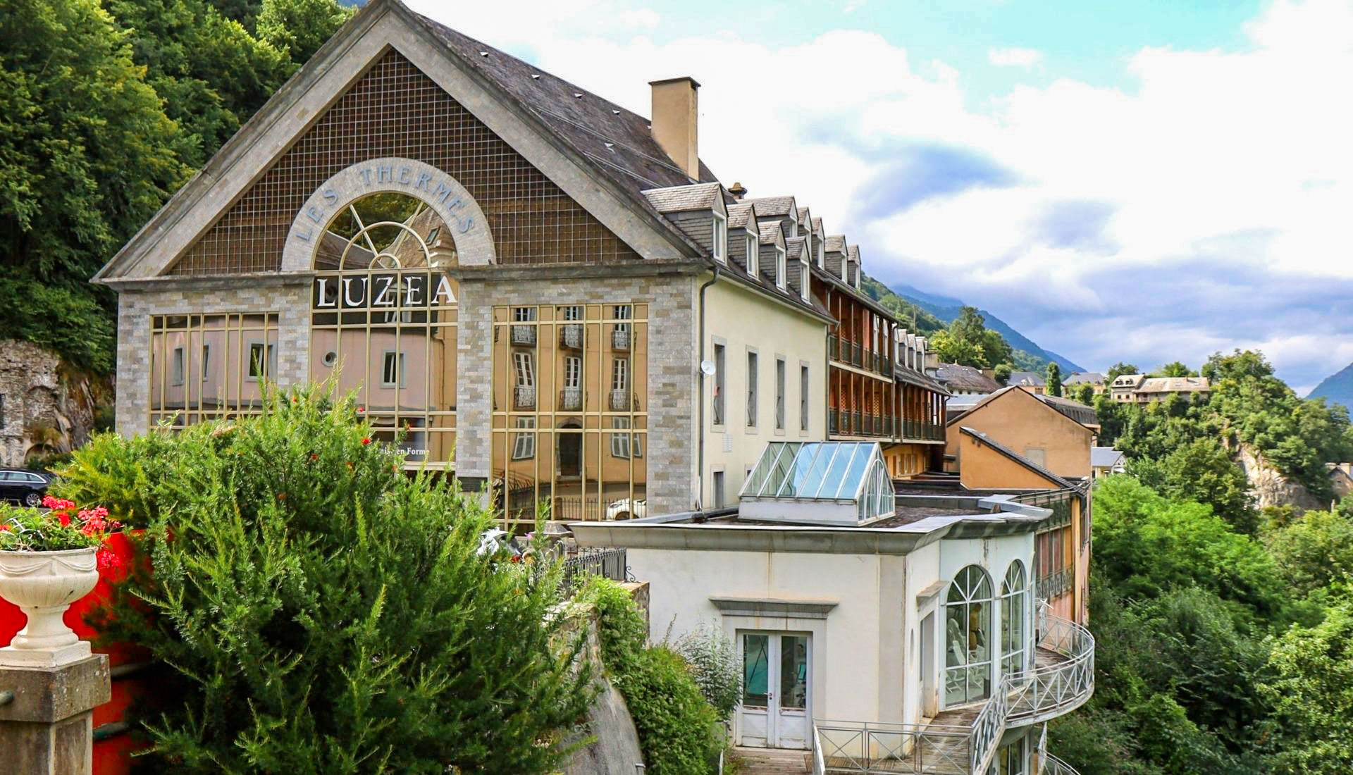 cure thermale luz saint sauveur proche du camping le hounta